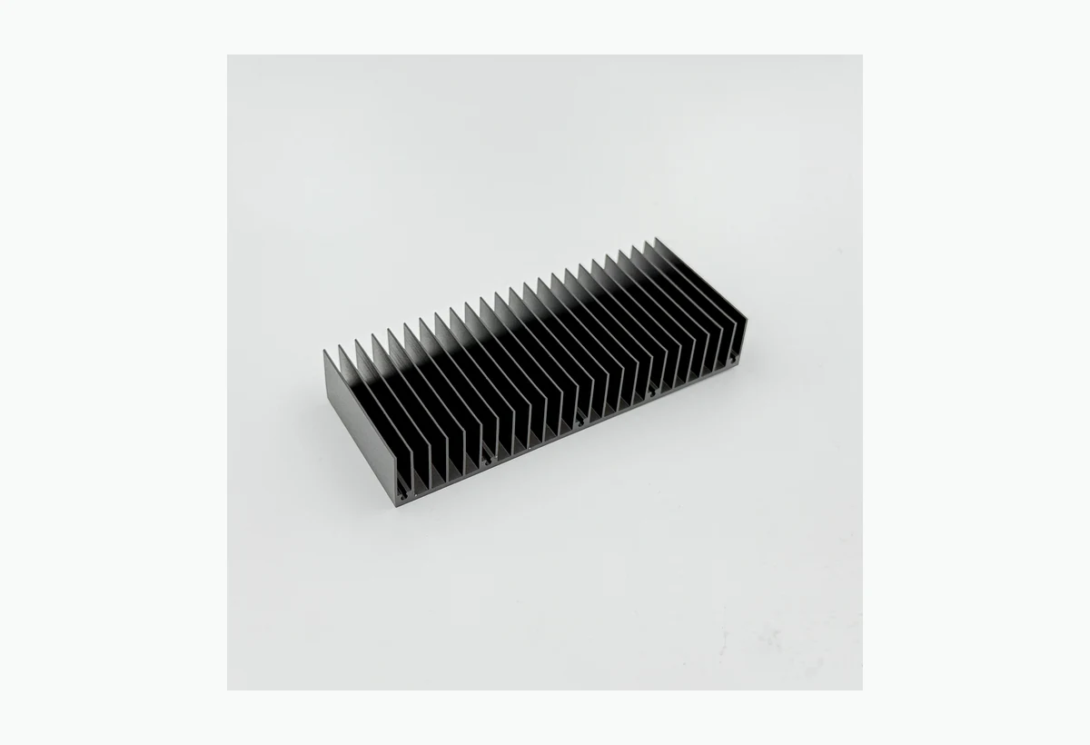 Aluminum audio amplifier heat sink and machined housing